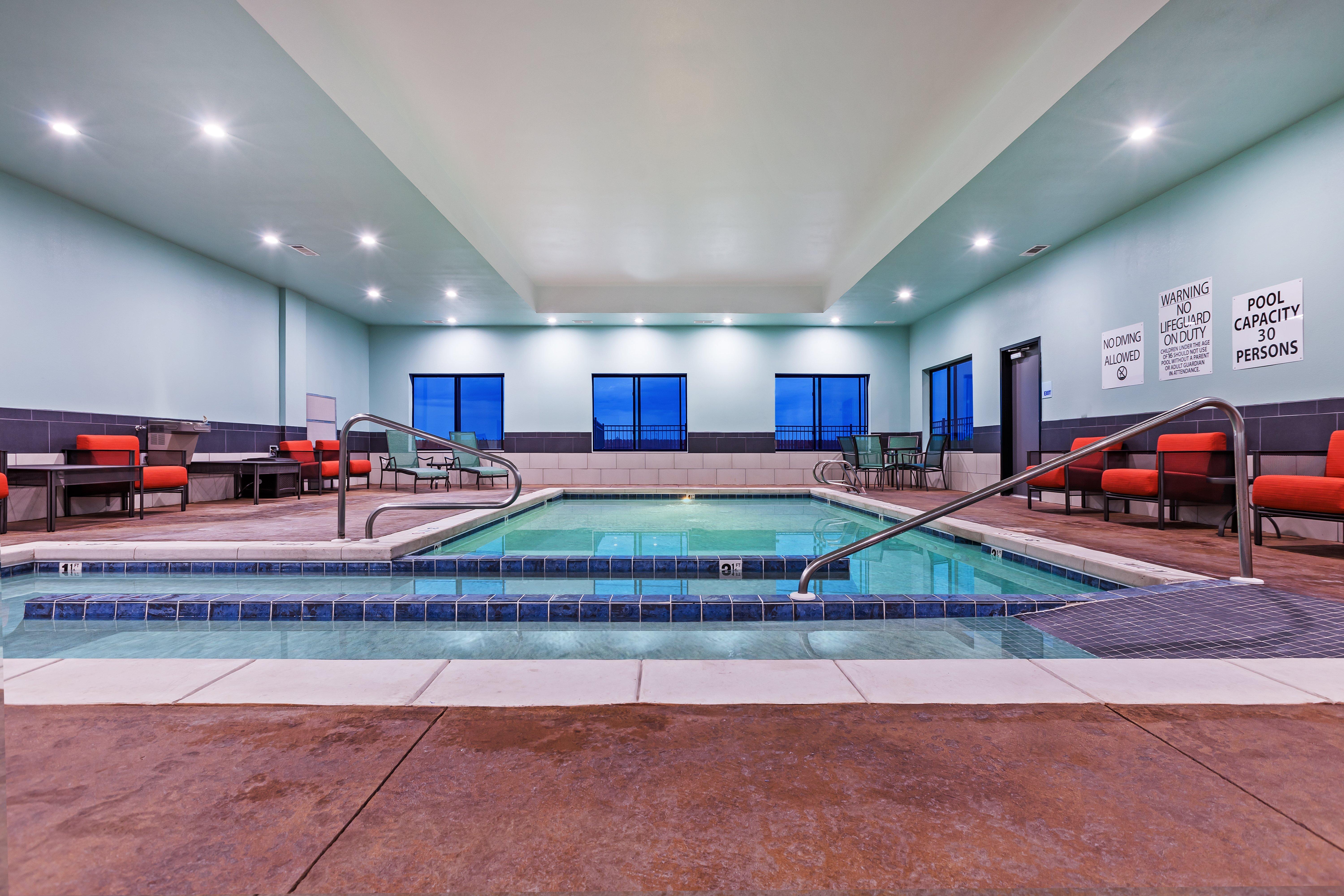 Holiday Inn Express & Suites Perryton By Ihg Lord Εξωτερικό φωτογραφία