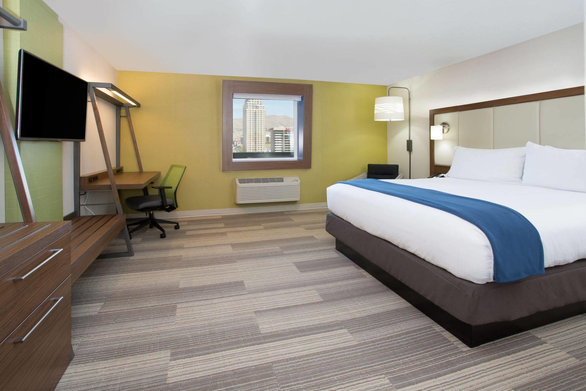 Holiday Inn Express & Suites Perryton By Ihg Lord Εξωτερικό φωτογραφία