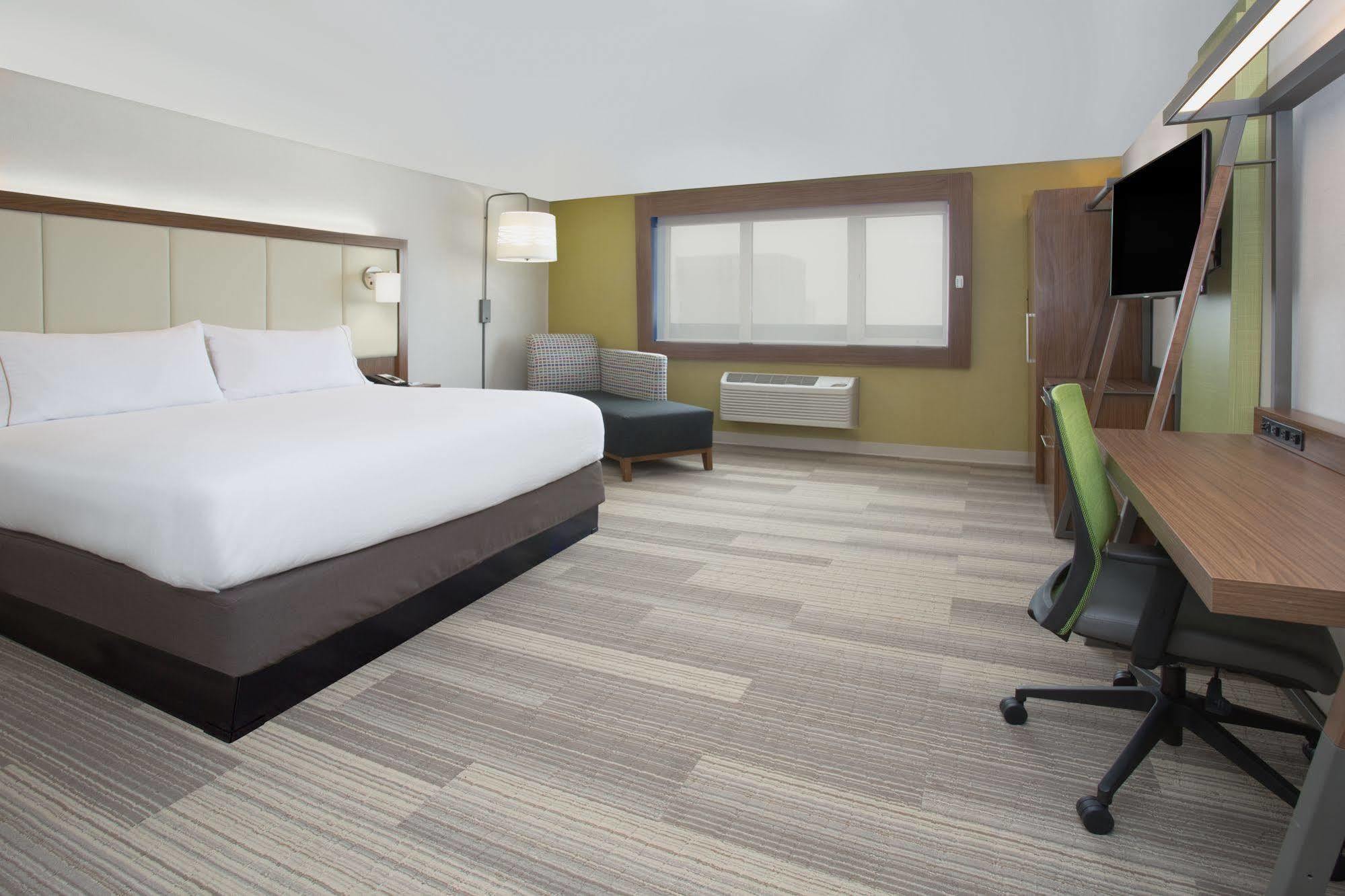 Holiday Inn Express & Suites Perryton By Ihg Lord Εξωτερικό φωτογραφία
